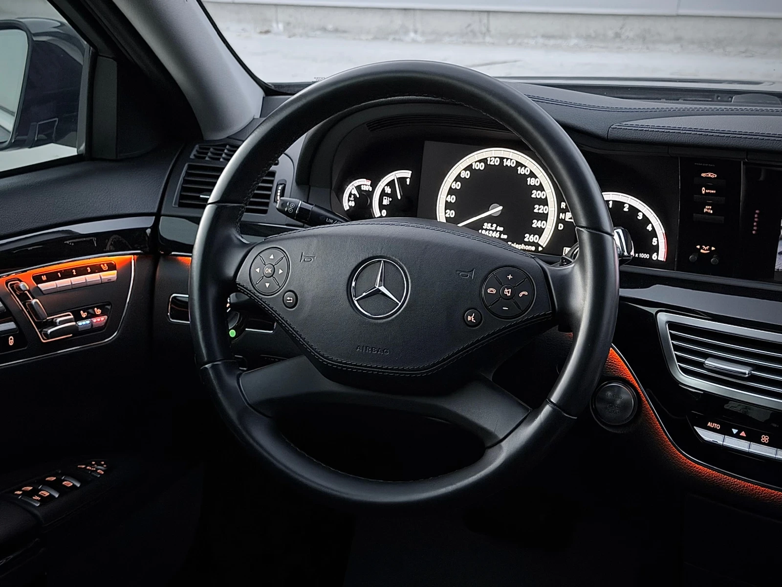 Mercedes-Benz S 350 CDI/ 63 AMG/ LONG/ 4MATIC/ PANO/ 3xTV/ AMBIENT, снимка 8 - Автомобили и джипове - 53840265