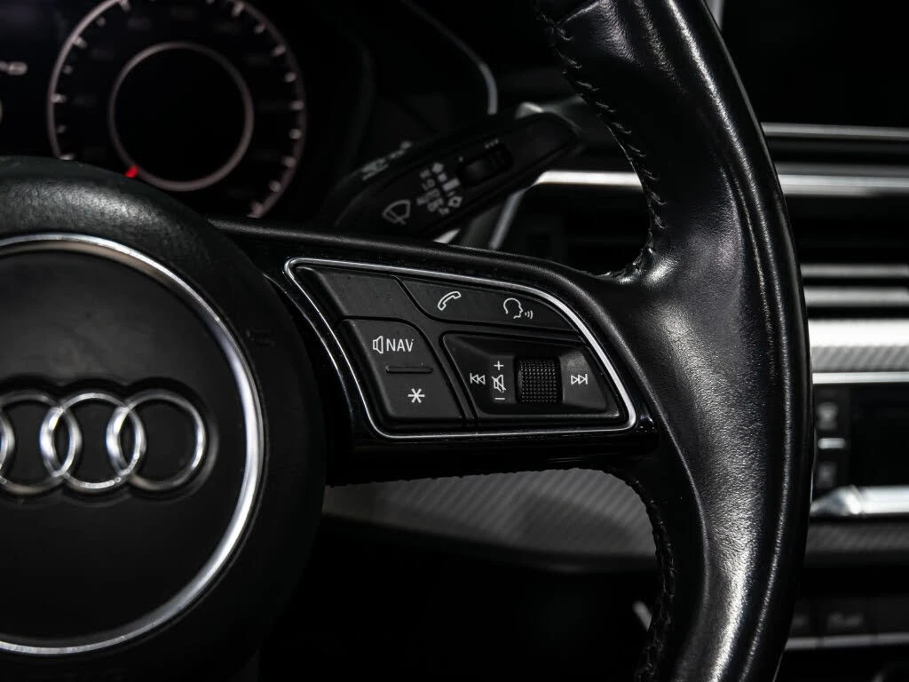 Audi A5 2.0T* quattro* Technik* АвтоКредит* (ЦЕНА ДО БГ), снимка 12 - Автомобили и джипове - 54417269