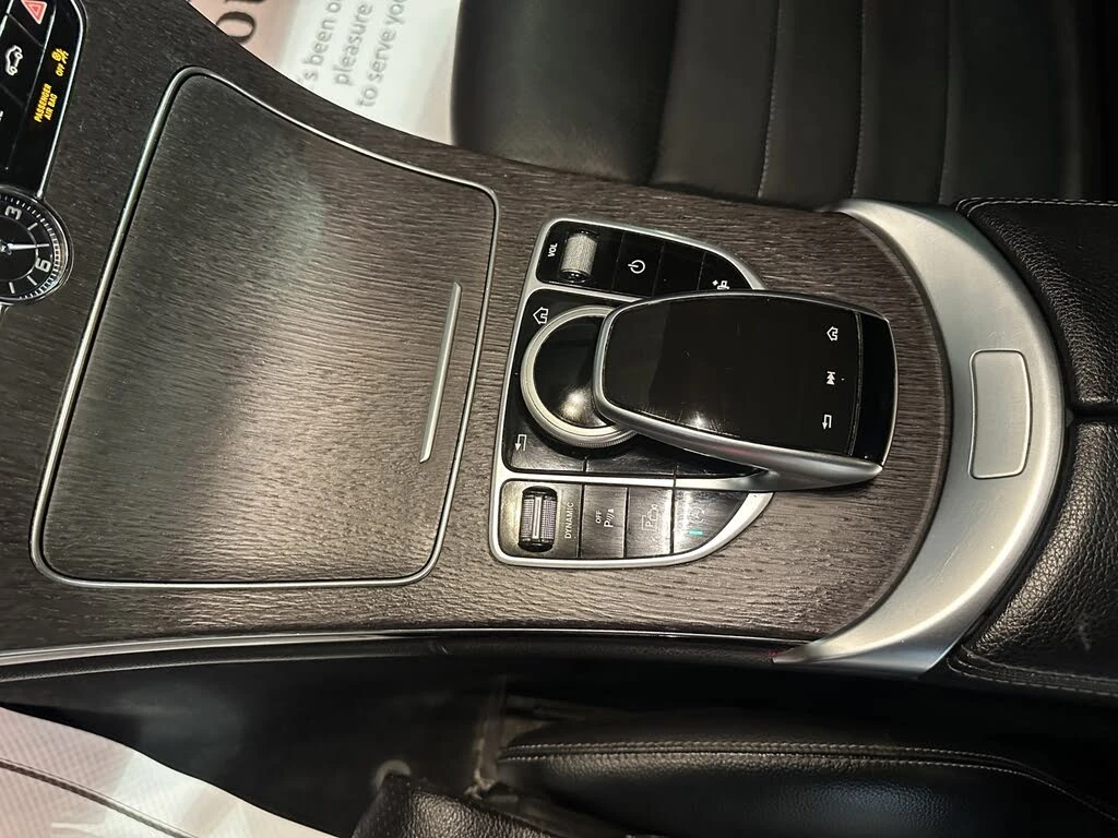 Mercedes-Benz C 300 COUPE* 4MATIC* AMG* BURMESTER* ДИГИТАЛНО* ТАБЛО* , снимка 15 - Автомобили и джипове - 54529079