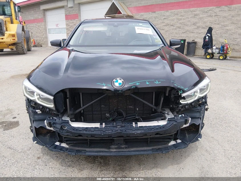 BMW 740 3.0l I xDrive, снимка 6 - Автомобили и джипове - 54859782