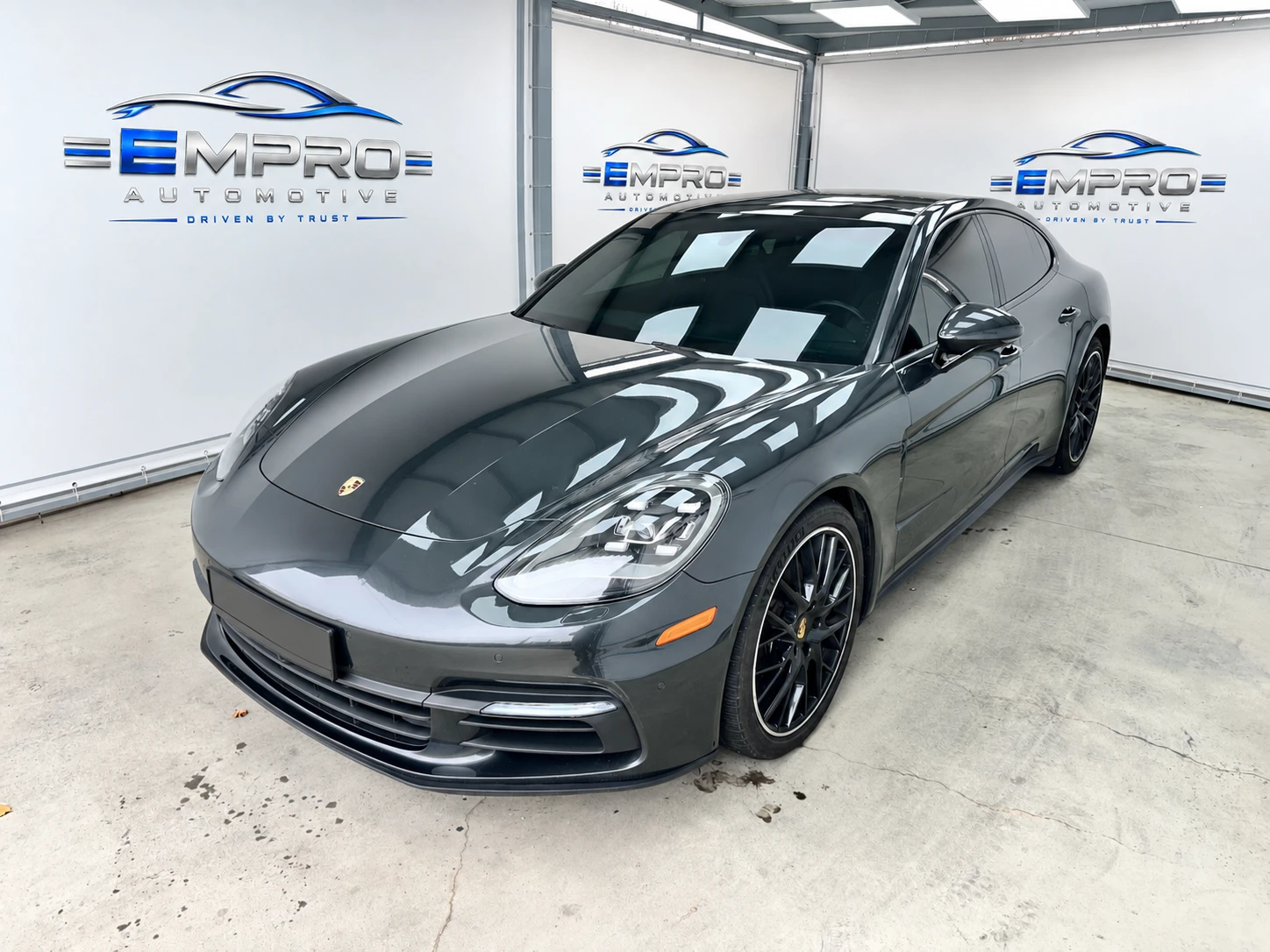 Porsche Panamera 360 CAM* 4x4* PANO* Soft close* vent seats* 