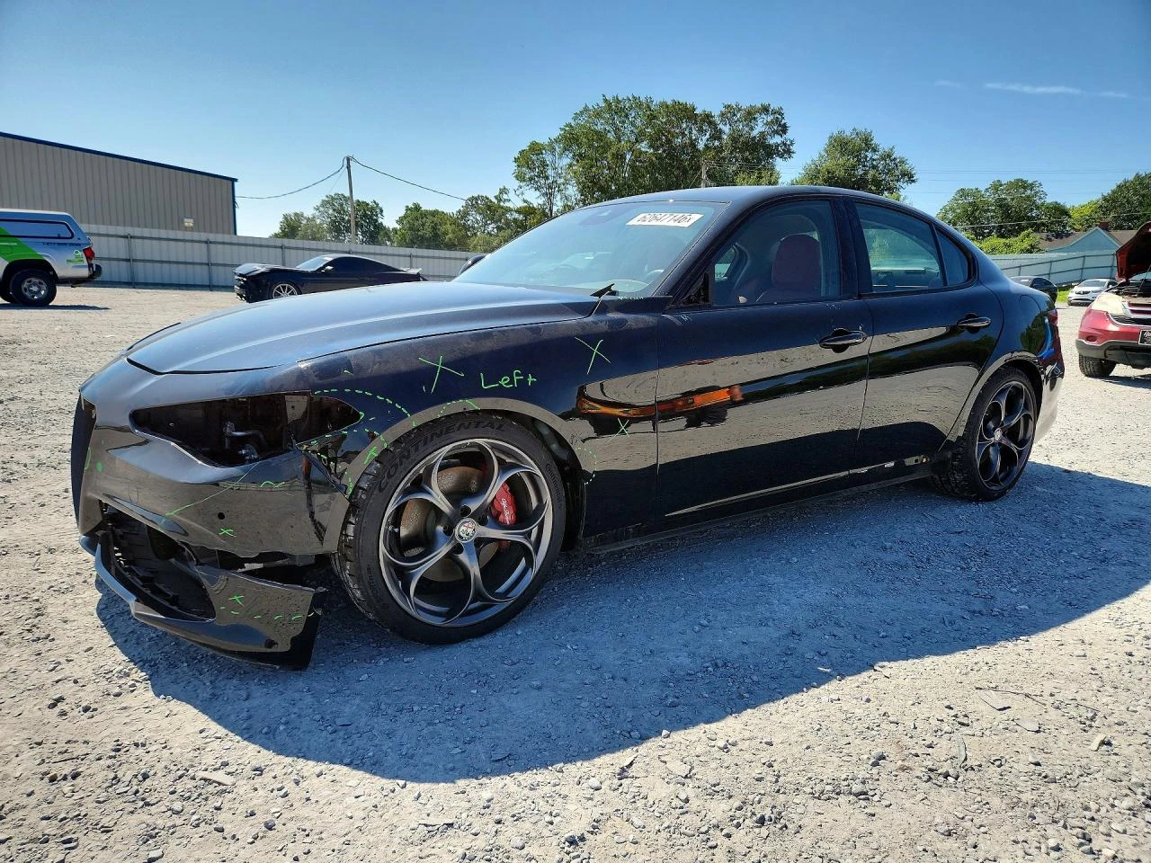 Alfa Romeo Giulia TI* ПОДГРЕВ* КАМЕРА* КОЖА* НАВИ* KEYLESS* , снимка 2 - Автомобили и джипове - 55588635