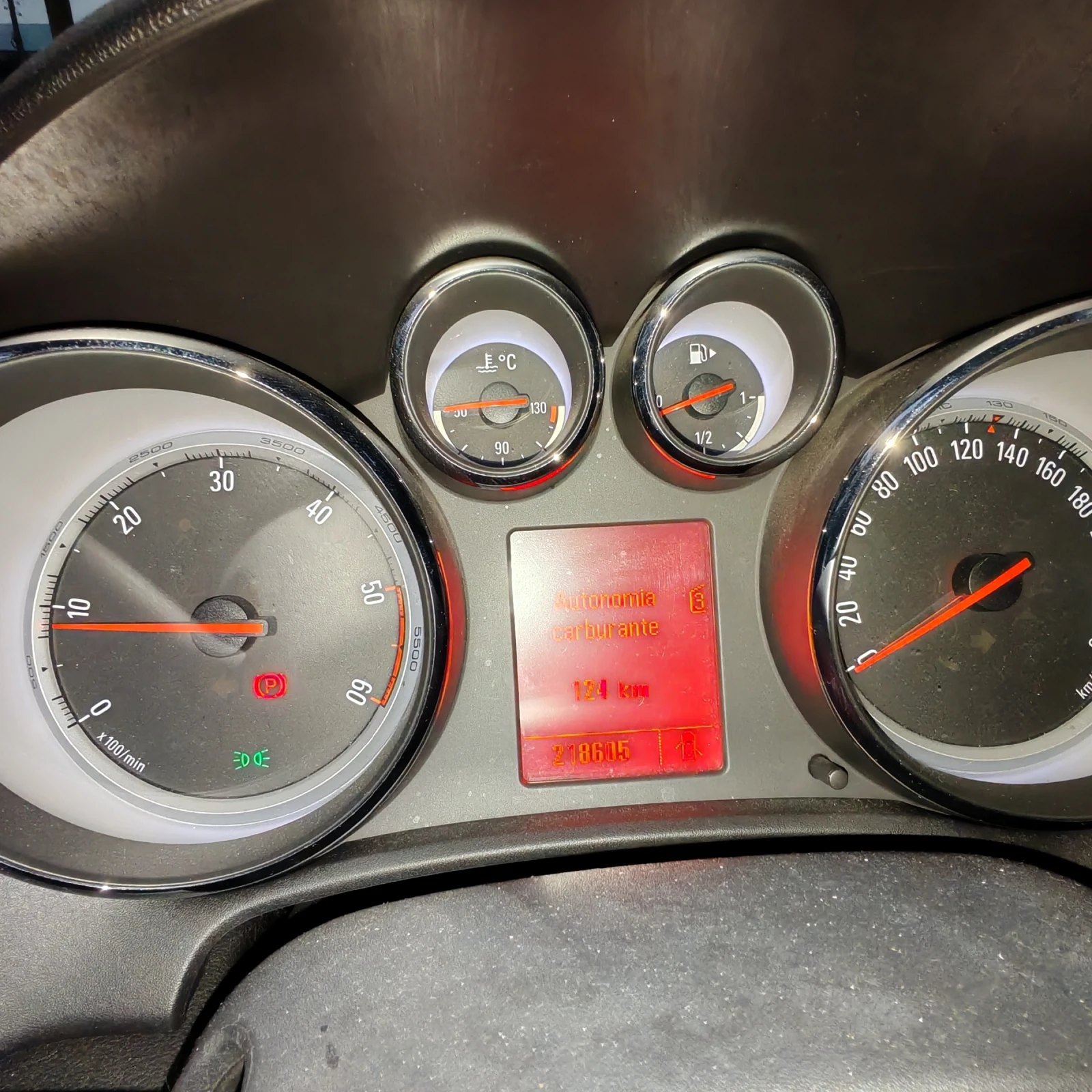 Opel Astra 1.7cdti, снимка 15 - Автомобили и джипове - 55795692