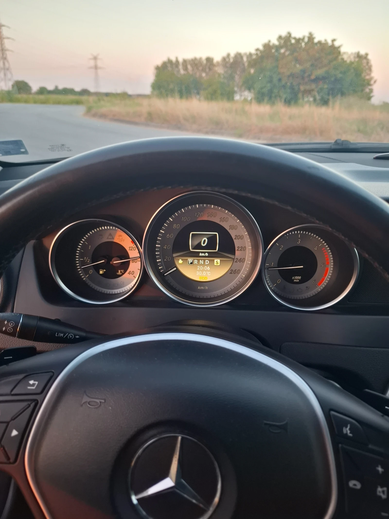 Mercedes-Benz C 220 Facelift , снимка 16 - Автомобили и джипове - 55966376