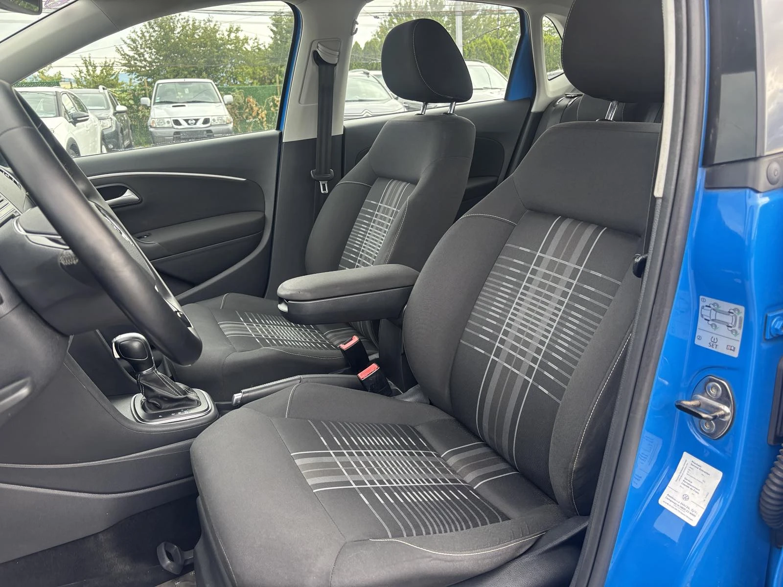 VW Polo 1.2, Euro 6, AUTOMATIC- Нов Внос France, снимка 11 - Автомобили и джипове - 56131570