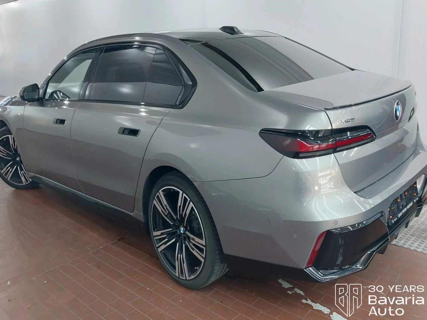 BMW 740 d xDrive Sportautomatic, снимка 2 - Автомобили и джипове - 56333243