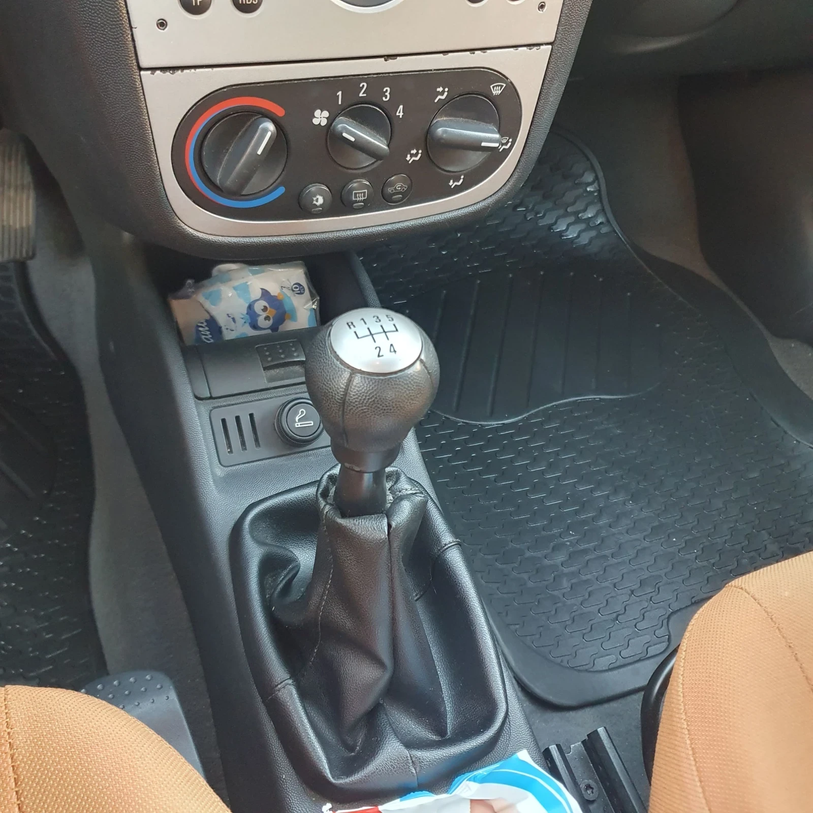 Opel Corsa C NJoy 1.2i, снимка 14 - Автомобили и джипове - 56637503