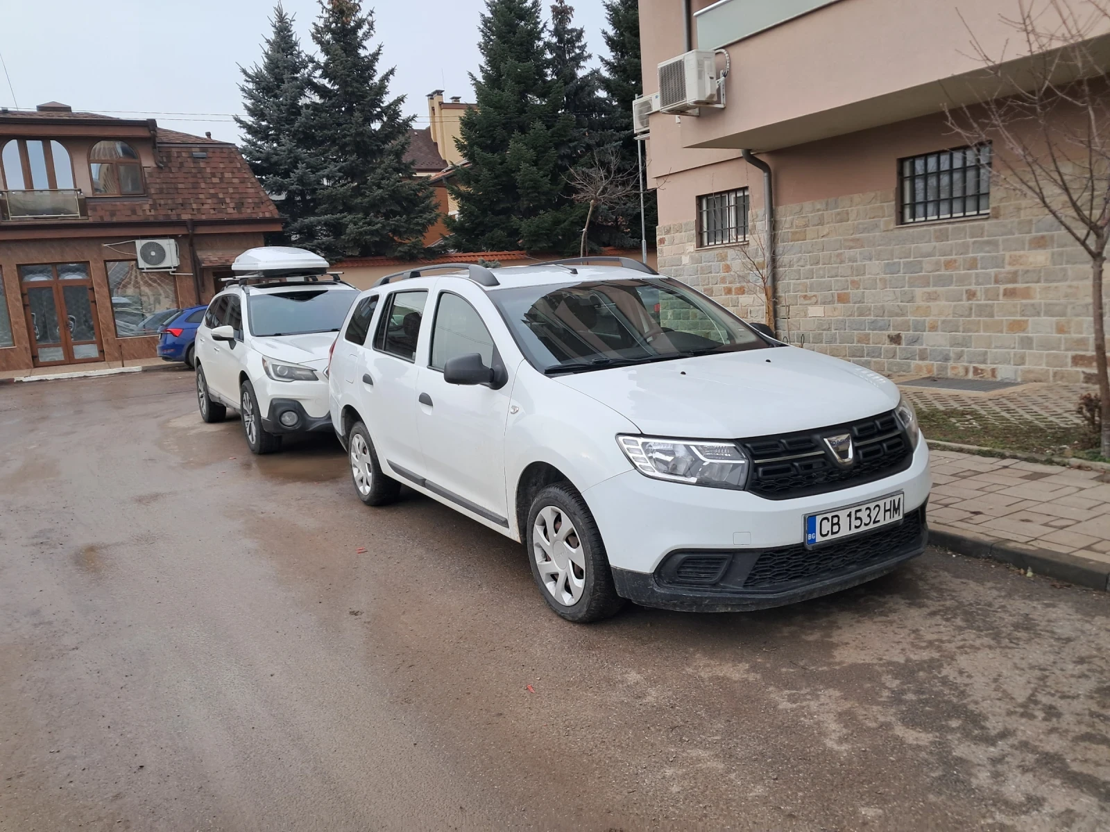 Dacia Logan, снимка 2 - Автомобили и джипове - 56682717