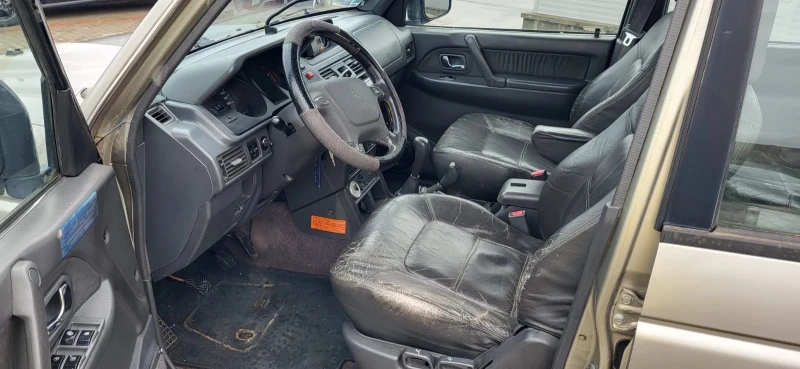 Mitsubishi Pajero 2.8 GLS, снимка 7 - Автомобили и джипове - 48379955