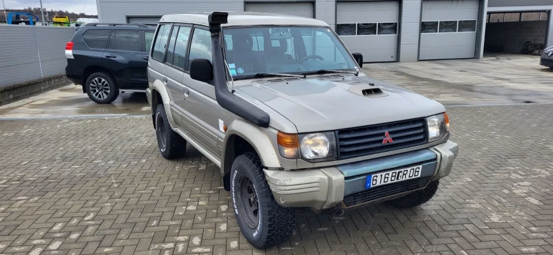 Mitsubishi Pajero 2.8 GLS, снимка 6 - Автомобили и джипове - 48379955