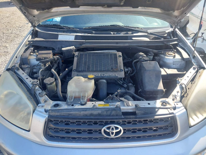 Toyota Rav4 D4D, снимка 6 - Автомобили и джипове - 48640653