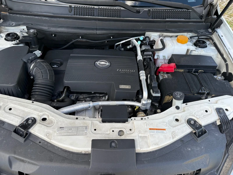 Opel Antara 2.2 4X4 AVT, снимка 15 - Автомобили и джипове - 51818292