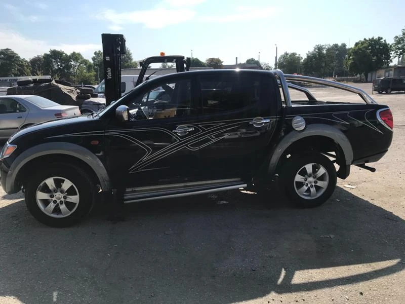 Mitsubishi L200 Нави автомат, снимка 5 - Автомобили и джипове - 26370461