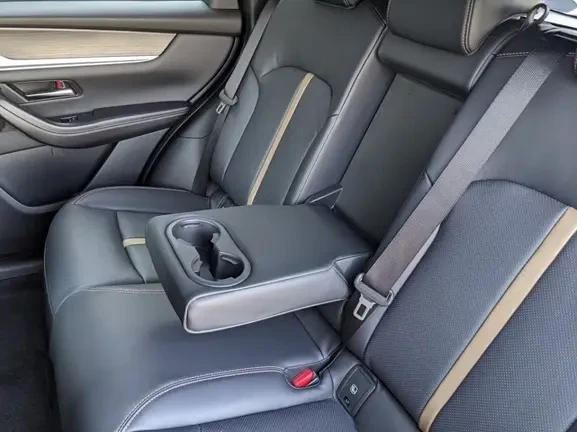 Mazda CX-60 PHEV AWD Takumi = NEW = Гаранция, снимка 13 - Автомобили и джипове - 54042062