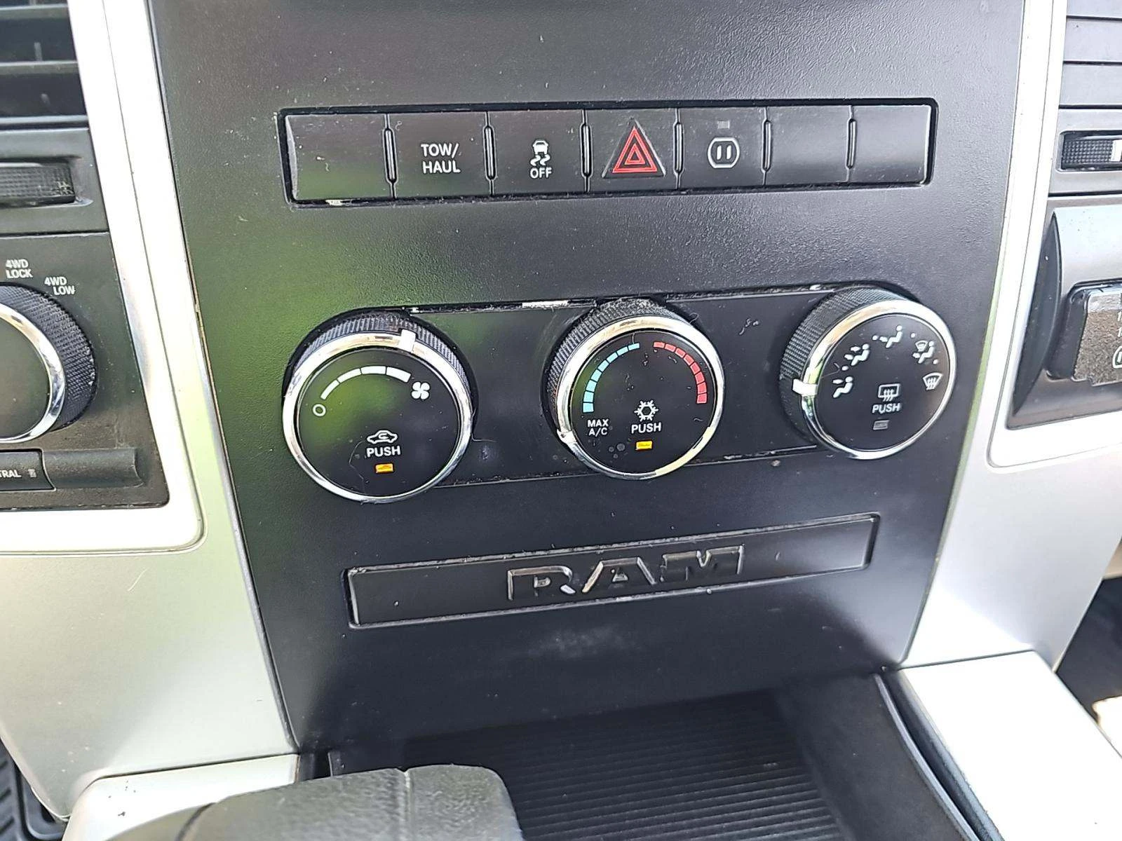 Dodge RAM 1500 5.7L V8 HEMI* ВИДЕО* БЕЗ РЪЖДА* ПЕРФЕКТЕН ЗА ГАЗ - изображение 6