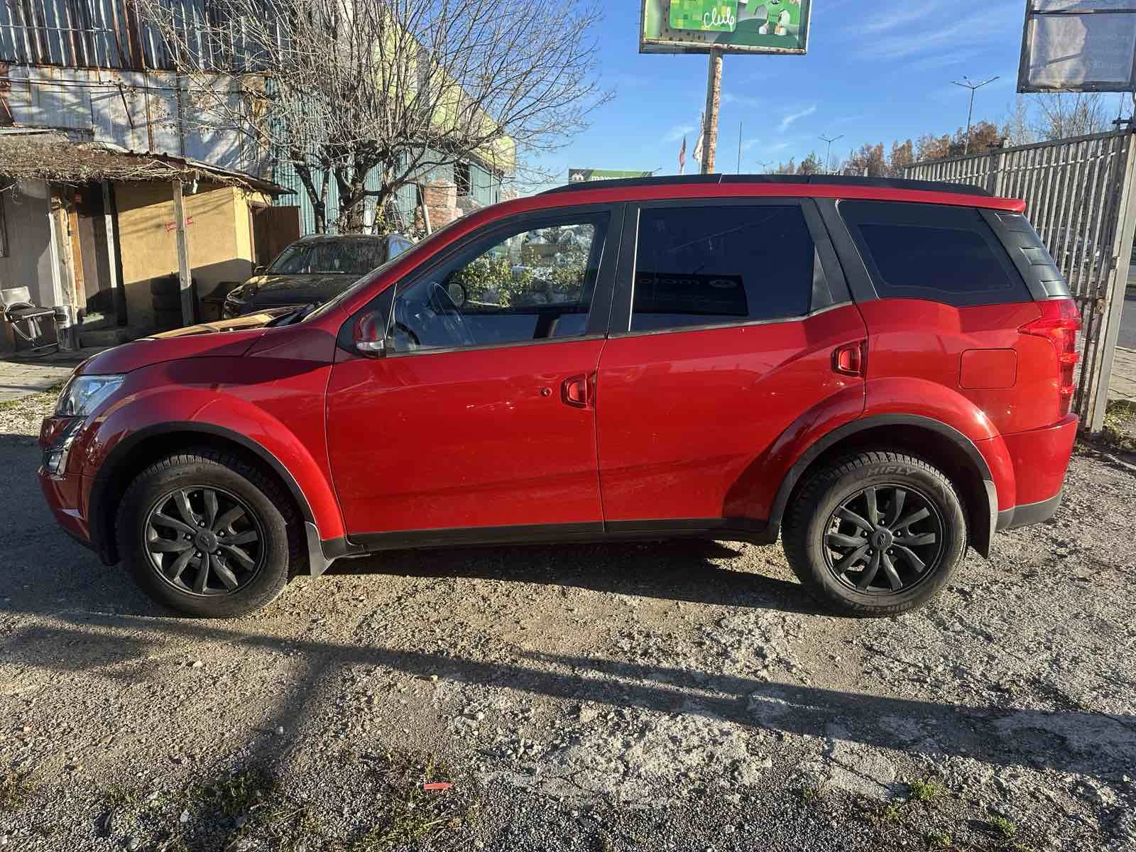 Mahindra XUV 500 4x4 6-Скорости Навигация - изображение 8