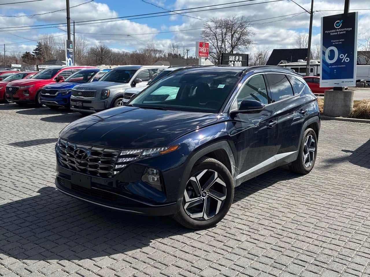 Hyundai Tucson Ultimate  CARFAX | Auto.bg — изображение 1