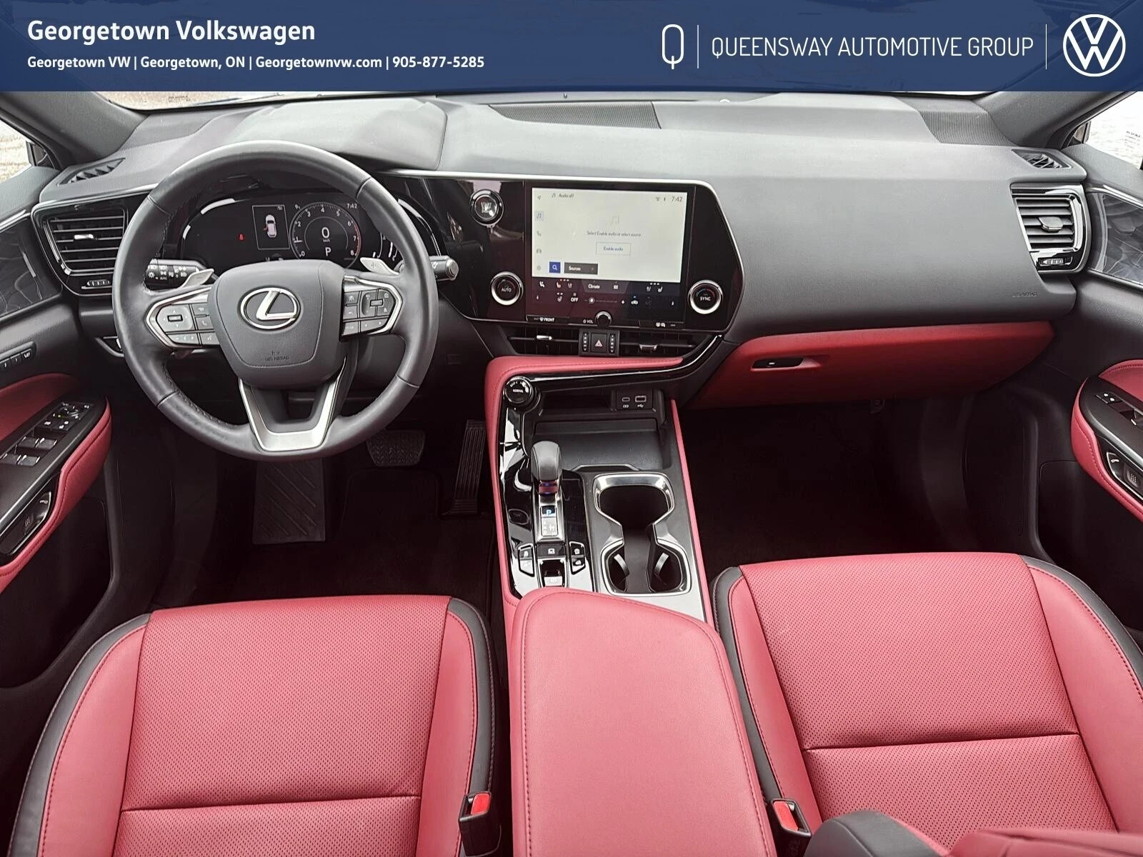 Lexus NX 350h BASE С РЕГИСТРАЦИЯ И АВТОКРЕДИТ, снимка 13 - Автомобили и джипове - 53905786