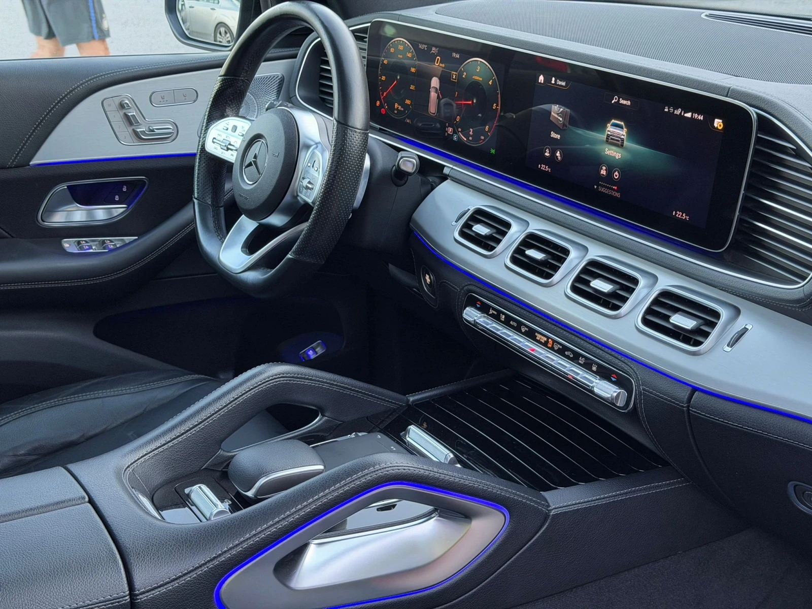 Mercedes-Benz GLE 400 d AMG/4Matic/AirMATIC/Burmaster/360, снимка 8 - Автомобили и джипове - 54020590