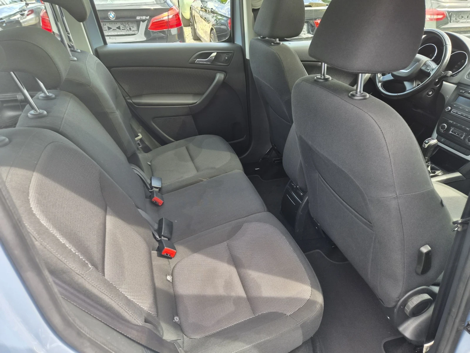 Skoda Yeti 1.2TSI, снимка 13 - Автомобили и джипове - 54030732