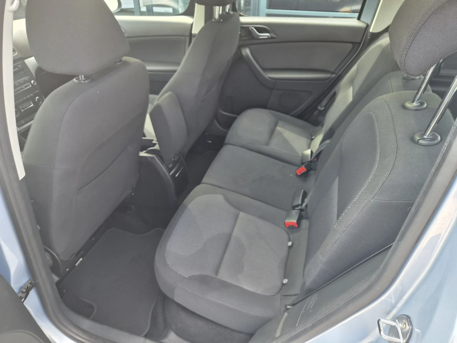 Skoda Yeti 1.2TSI, снимка 14 - Автомобили и джипове - 54030732