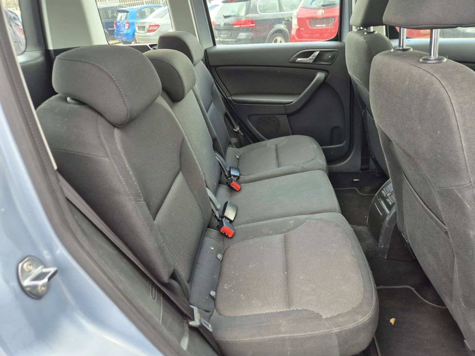 Skoda Yeti 1.2TSI, снимка 12 - Автомобили и джипове - 54030732