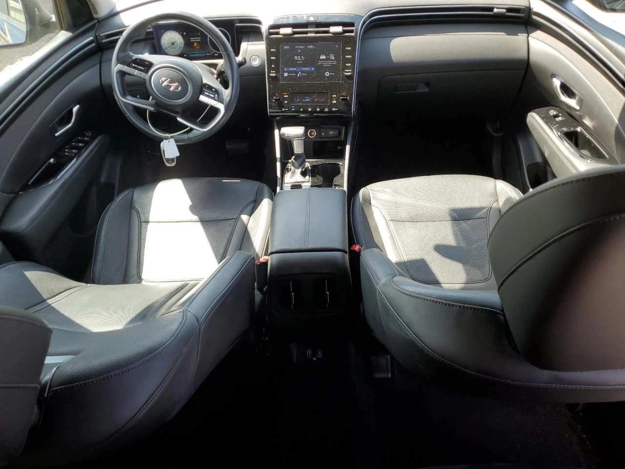 Hyundai Tucson 2.5l Sel, снимка 8 - Автомобили и джипове - 54913370