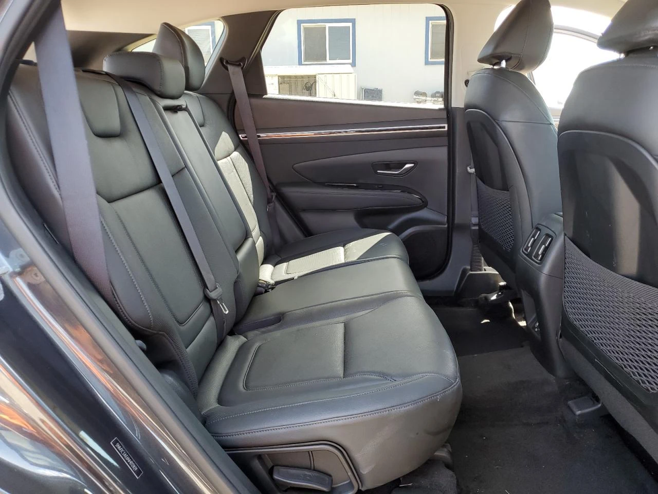Hyundai Tucson 2.5l Sel, снимка 11 - Автомобили и джипове - 54913370