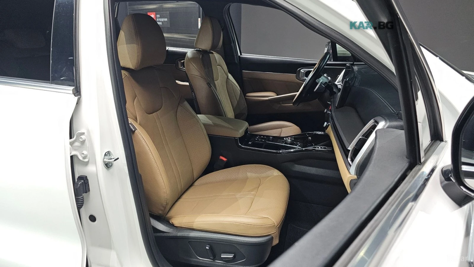 Kia Sorento NOBLESSE* HUD* ПОДГРЕВ* 360, снимка 10 - Автомобили и джипове - 54942660