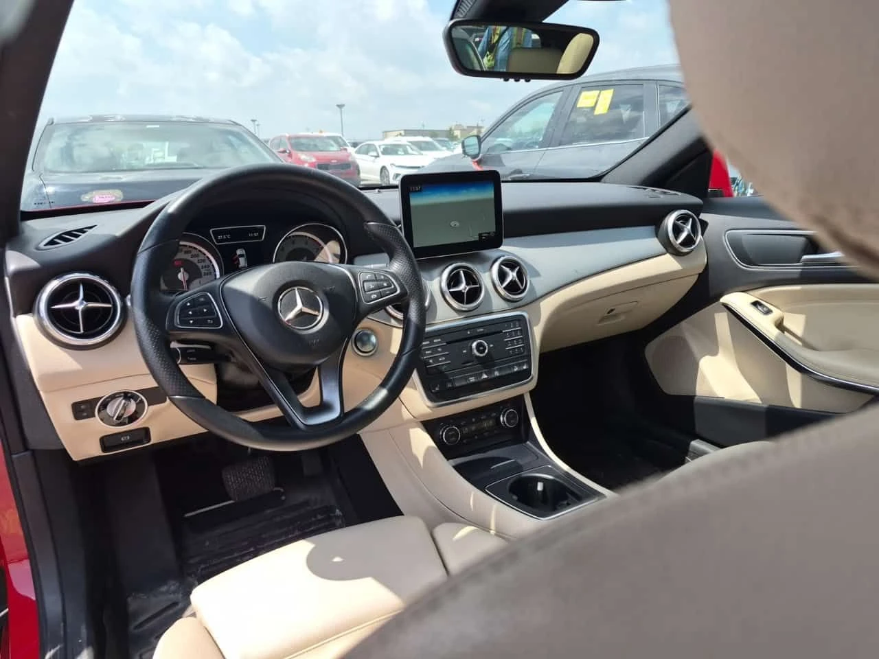 Mercedes-Benz GLA 250 * CARFAX * Един собственик * , снимка 5 - Автомобили и джипове - 55128543