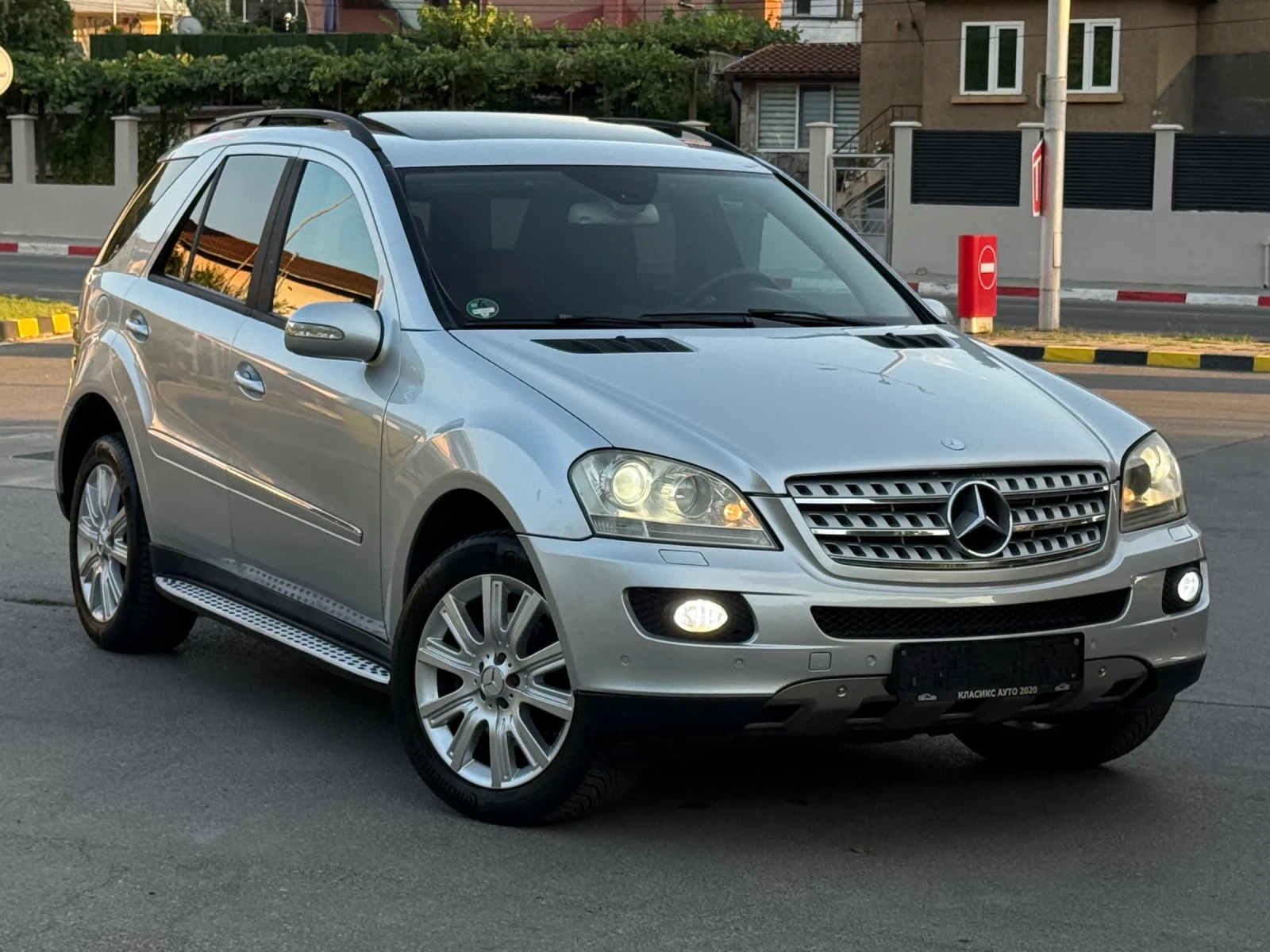 Mercedes-Benz ML 320 3.2CDI Нави/Шибидах/Подгрев/Харман