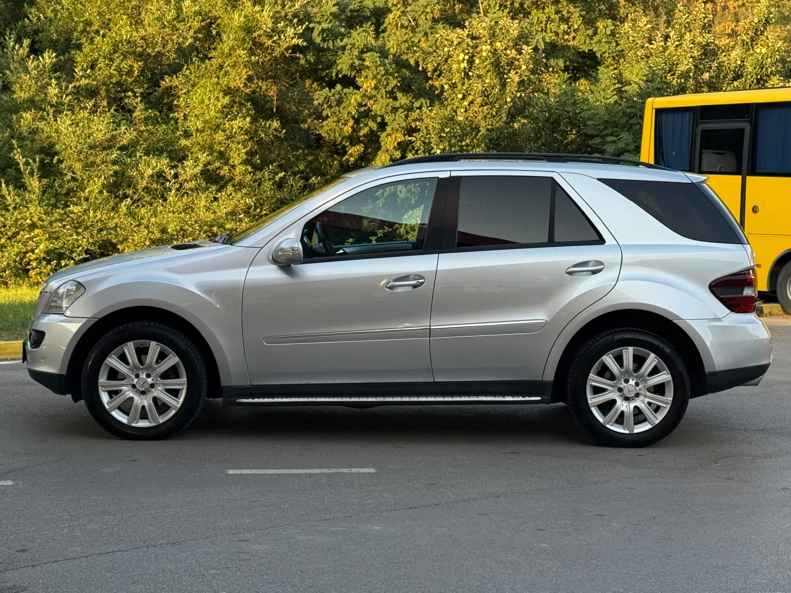 Mercedes-Benz ML 320 3.2CDI Нави/Шибидах/Подгрев/Харман, снимка 9 - Автомобили и джипове - 55658735