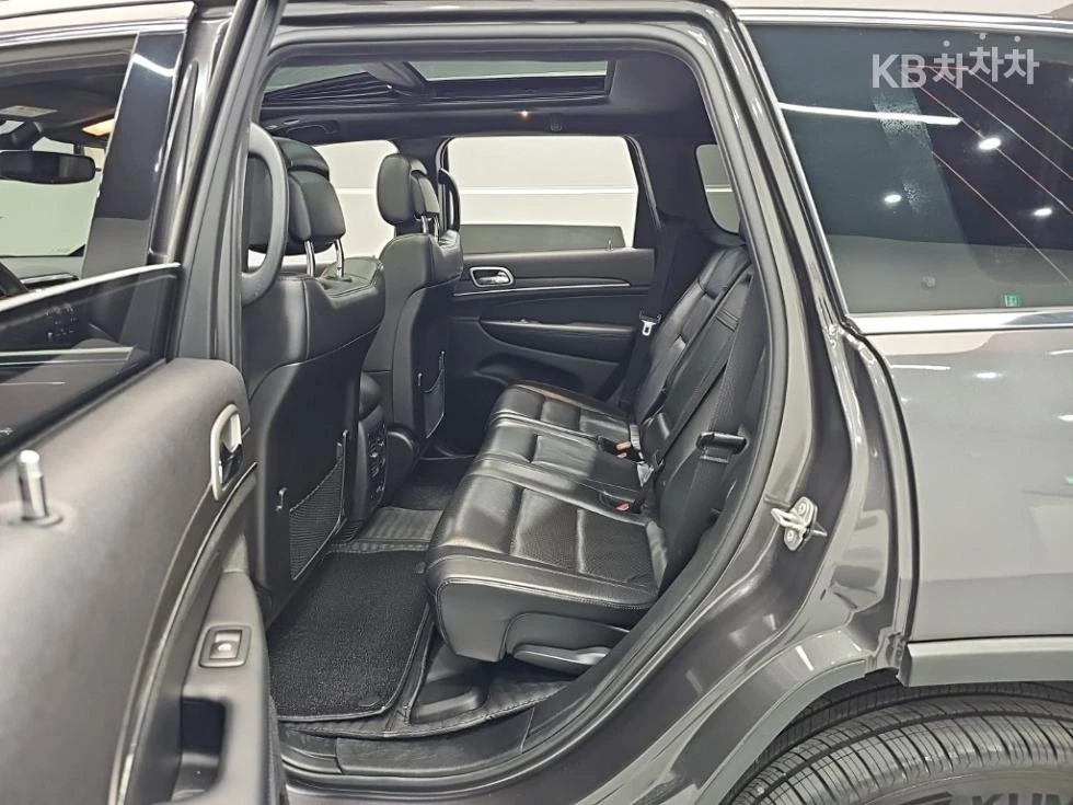 Jeep Grand cherokee 3.6 | Mobile.bg � ����������� 12