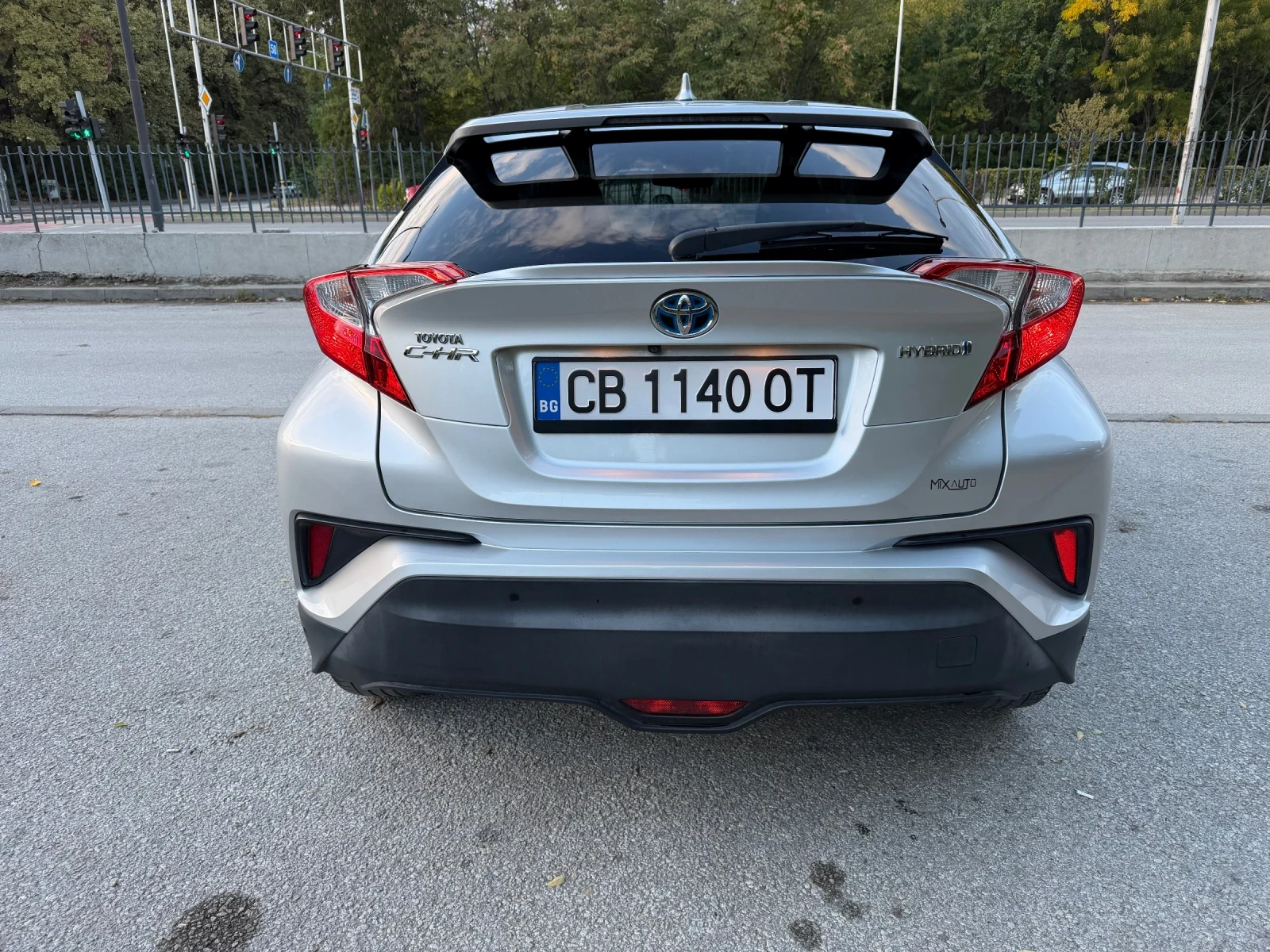 Toyota C-HR 1.8 Hybrid 122�.�. | Mobile.bg � ����������� 6