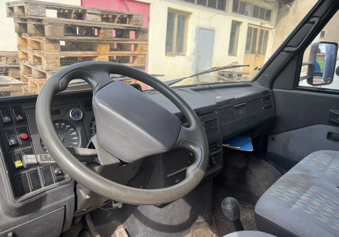 Iveco Daily, снимка 4 - Бусове и автобуси - 55227827