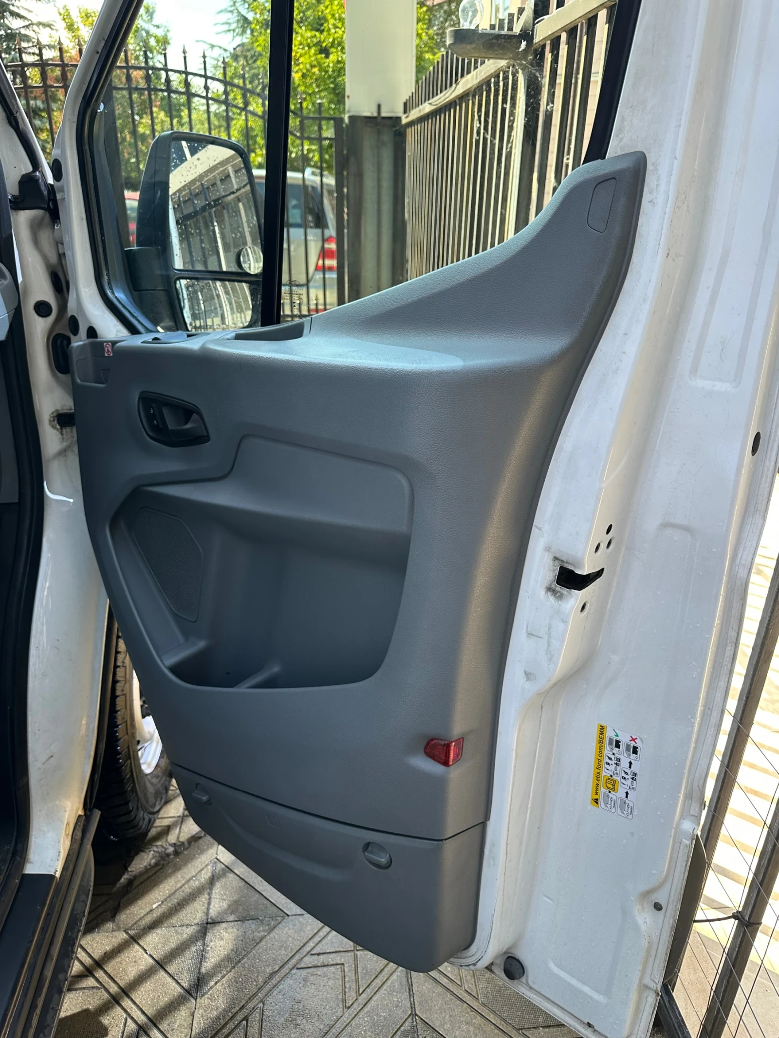 Ford Transit 350, снимка 13 - Бусове и автобуси - 56153709