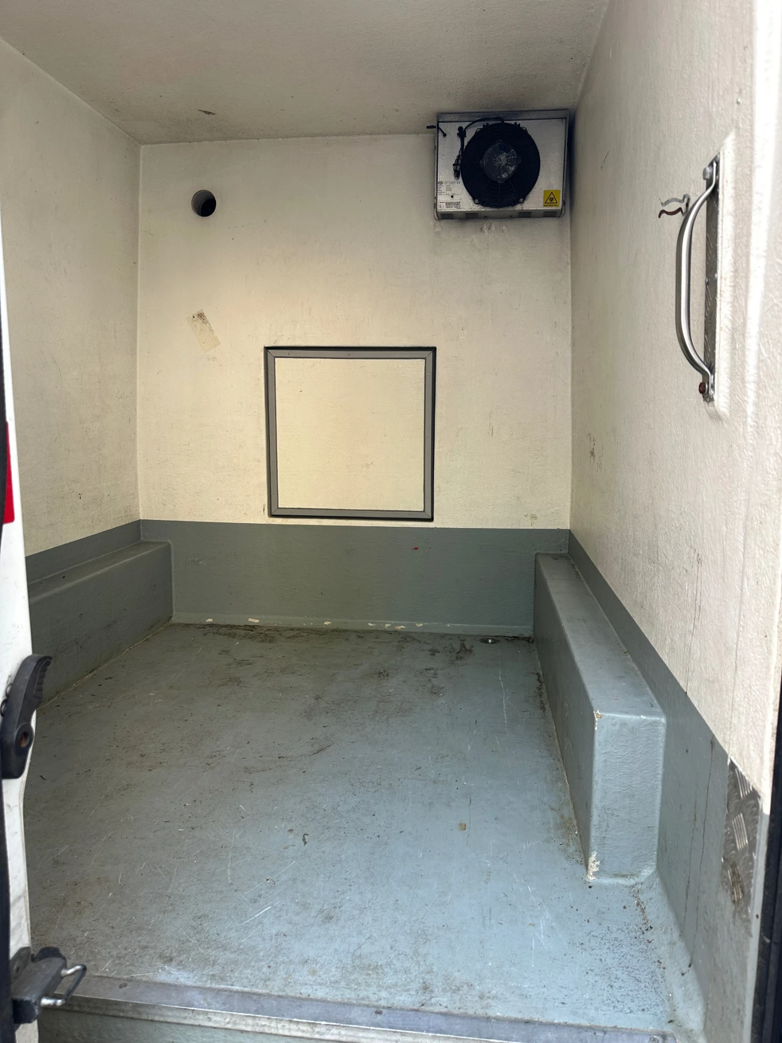 Ford Transit 350, снимка 12 - Бусове и автобуси - 56153709