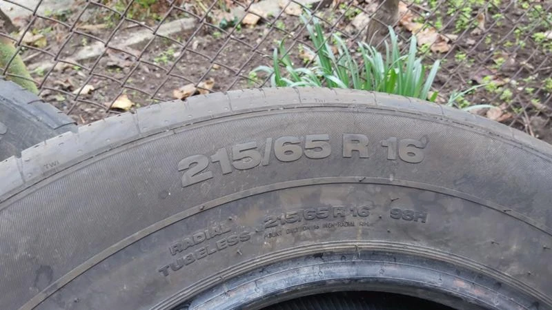 Гуми Летни 215/65R16, снимка 6 - Гуми и джанти - 27304736