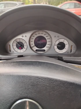 Mercedes-Benz E 270 2.7 CDI, снимка 11