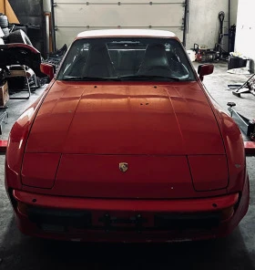 Porsche 944, снимка 1