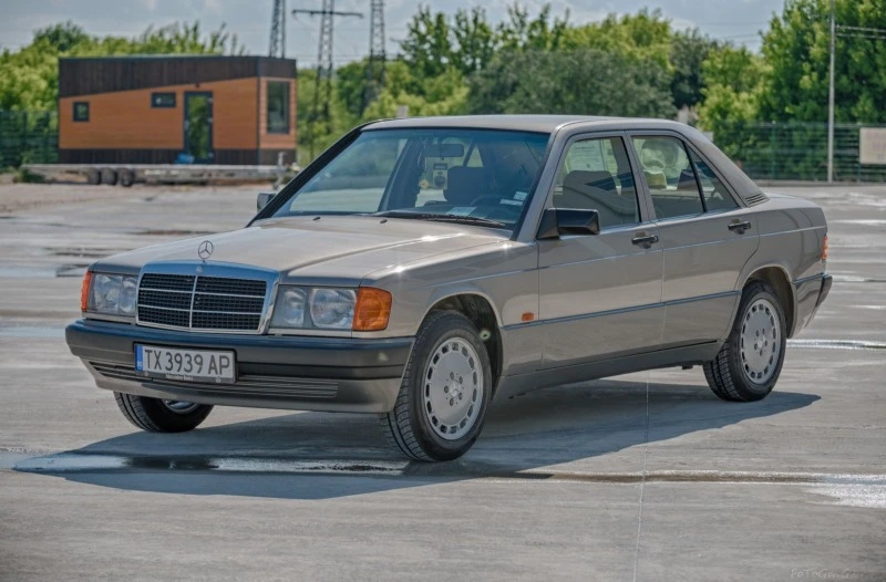 Mercedes-Benz 190 За Колекционери 190Е 1.8 Бензин 94000км 1990г, снимка 2 - Автомобили и джипове - 47776962