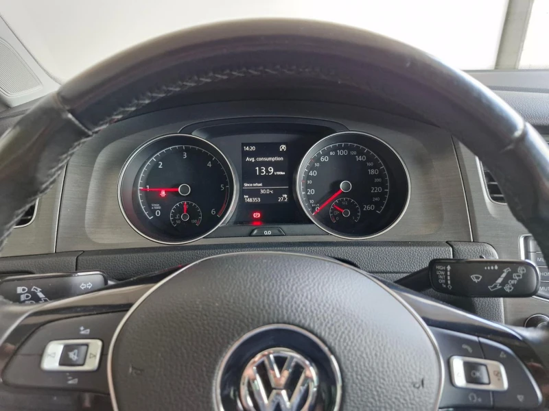 VW Golf Variant Comfortline 1.6TDI BMT, снимка 6 - Автомобили и джипове - 46512338