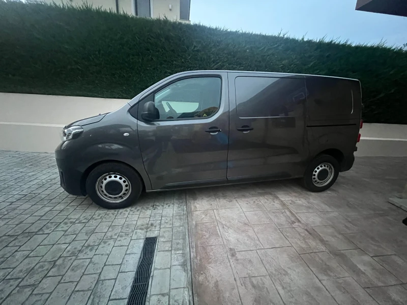 Toyota Proace City, снимка 2 - Автомобили и джипове - 47087139