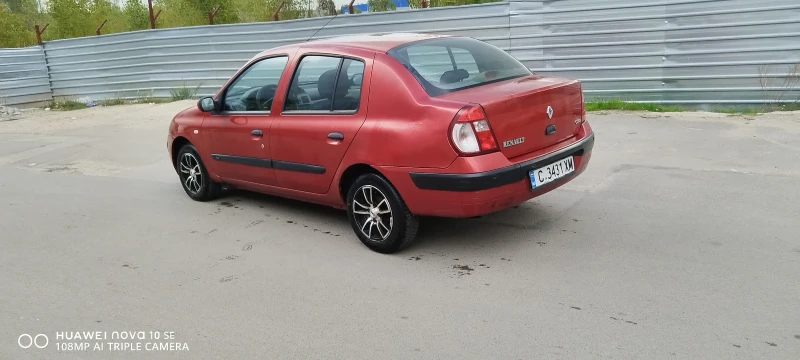 Renault Clio 1.4 * * * КЛИМАТИК* * * , снимка 2 - Автомобили и джипове - 47480994