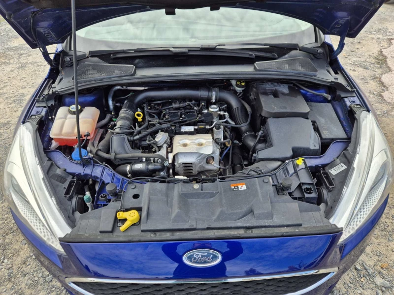 Ford Focus 1.0i Ecoboost, снимка 15 - Автомобили и джипове - 47786282