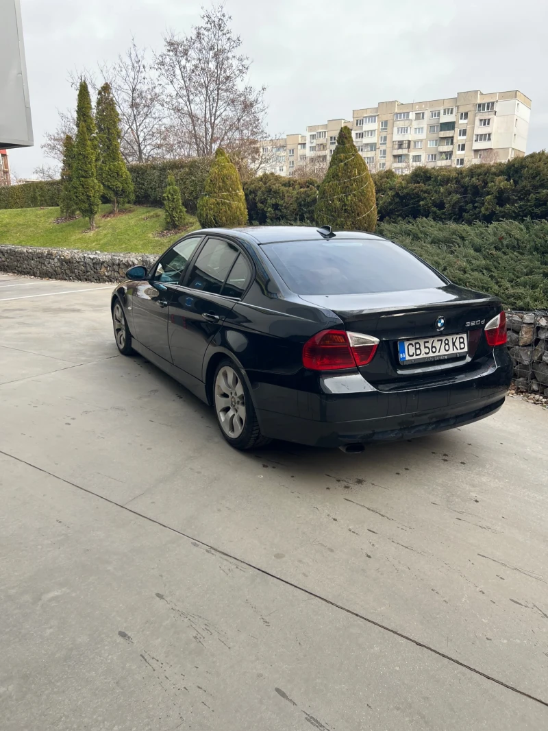 BMW 320, снимка 7 - Автомобили и джипове - 48329930