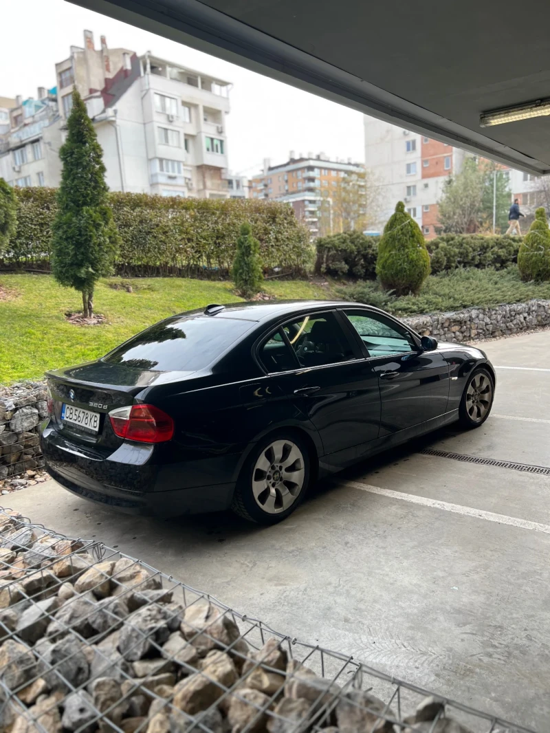 BMW 320, снимка 1 - Автомобили и джипове - 48329930