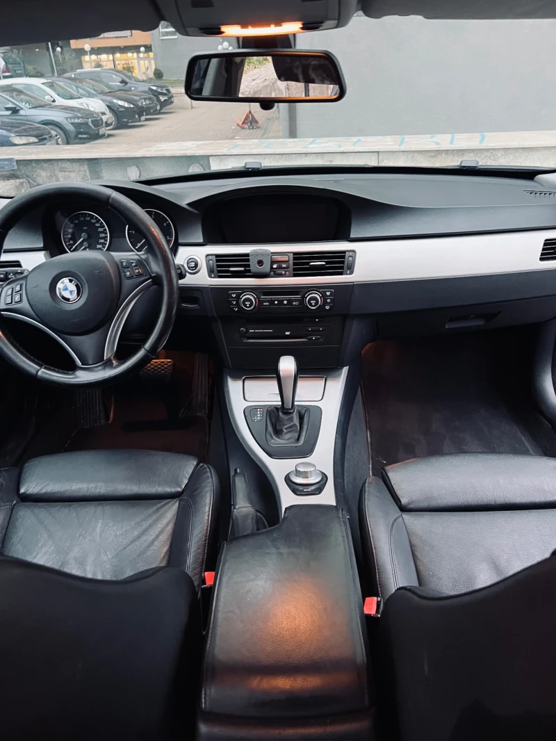 BMW 320, снимка 15 - Автомобили и джипове - 48329930