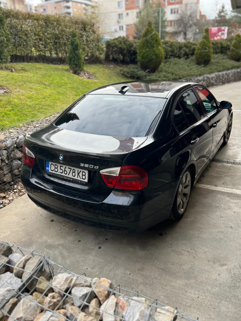 BMW 320, снимка 4 - Автомобили и джипове - 48329930