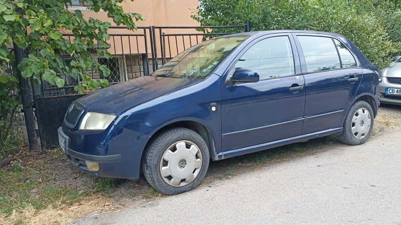 Skoda Fabia, снимка 2 - Автомобили и джипове - 49355834